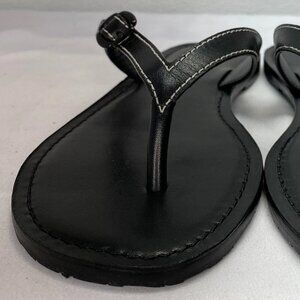 Larroude Women’s Mary Kate Black Leather Thong Flat Sandals – Size 7 – Slip-On